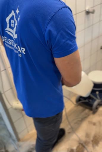 Gelsenklar GmbH Treppenhausreinigung in Gelsenkirchen — Kundenfoto