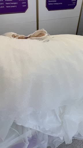 Gemarken Reinigung, Textilreinigung, Chemische Reinigung, Teppichreinigung, Brautkleidreinigung — Kundenfoto